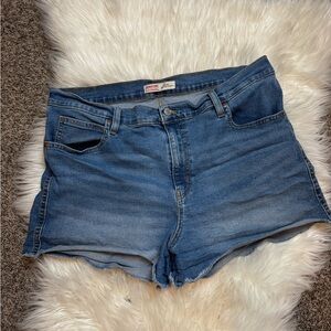 Signature by Levi Strauss Women's Classic Blue Jean Shorts